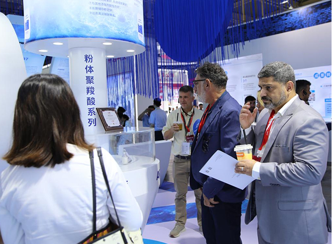 Visitors are listening to our powder water-reducing agent product